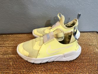 Nike Flex Runner 2 GS Citron Tint Yellow White kids size 12C