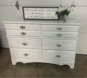Cottage white dresser