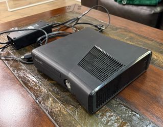 Xbox 360 Slim