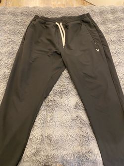 Vuori Joggers – Men’s Large – Premium Comfort – Sell Fast 🔥