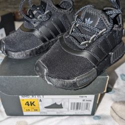 Infant Addias Size 4 Brand New