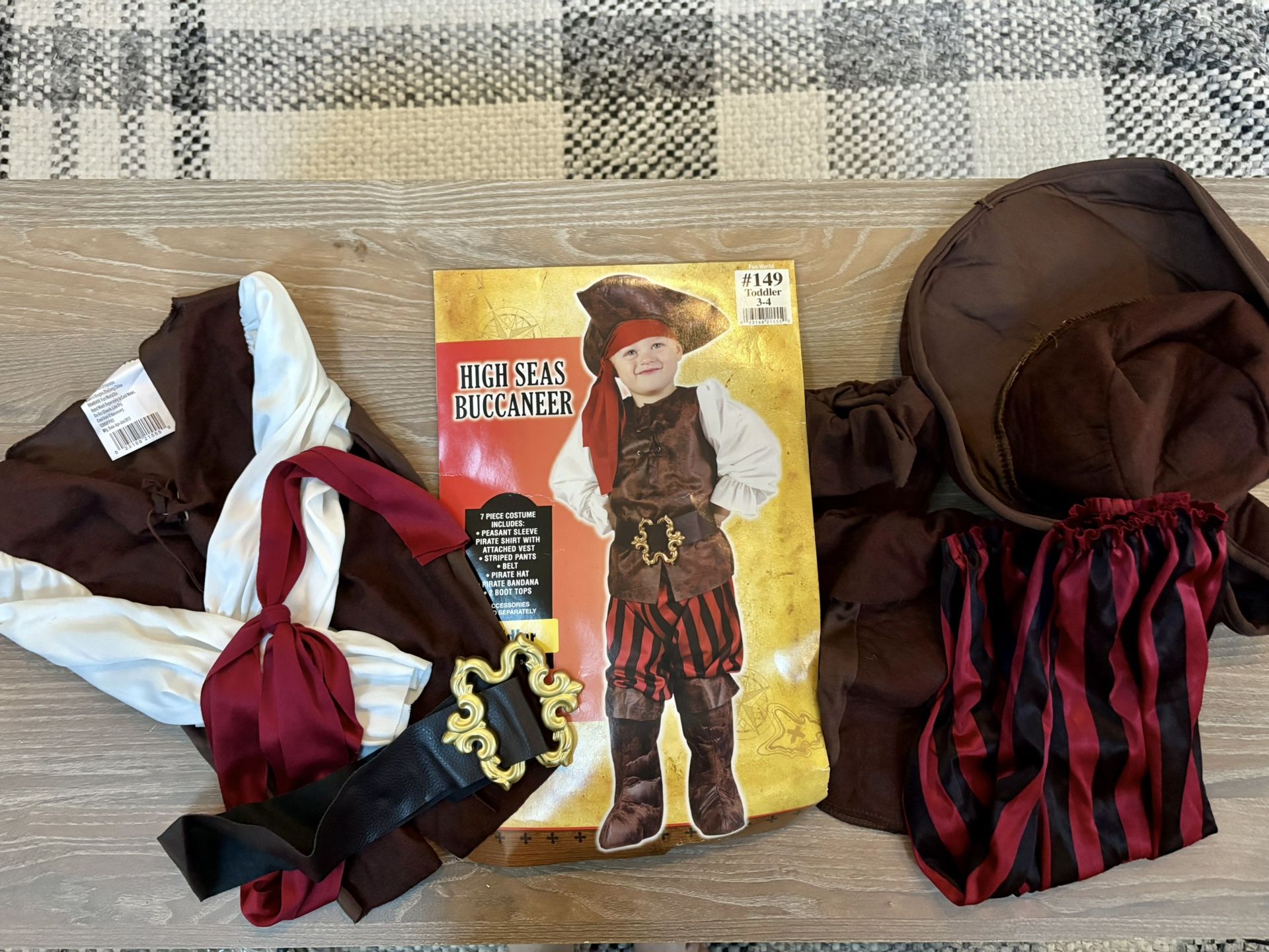 Halloween Costume Gently Used Size 3/4 $10