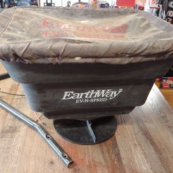 Earthway Spreader
