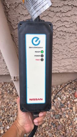 Nissan Leaf Charger Plug Electric