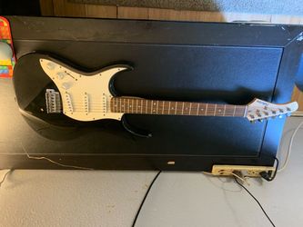 Fullerton Black Electric Guitar Stratocaster Style
