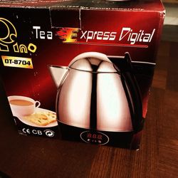 Tea Express Digital kettle - new never used