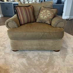Thomasville Oversized Chair