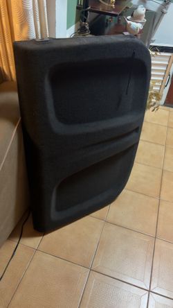 Car trunk top