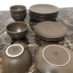 Plates and Bowls 