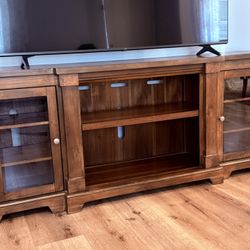 Large Media Console / Stand In Great Condition 