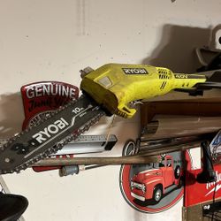 Ryobi Saw With Battery And Charger 200