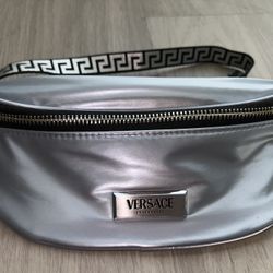 Limited Edition - Versace Fanny Pack
