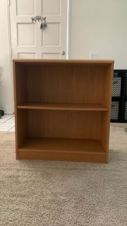 2-shelf bookcase