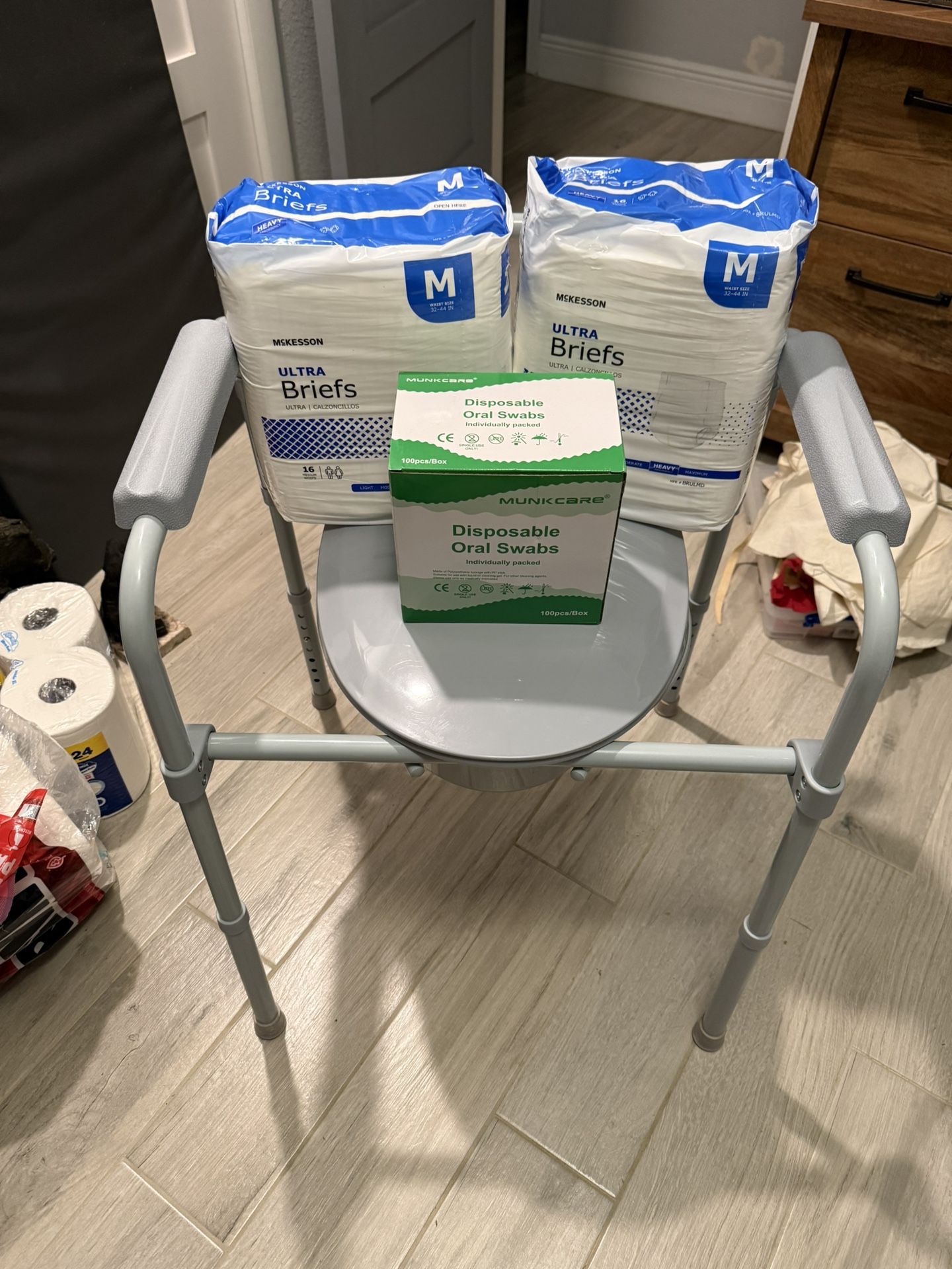Free Bedside Commode, Adult M Diapers, Disposable Chucks, Washable Chucks, Patient Gowns
