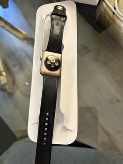 Apple Watch With Charger