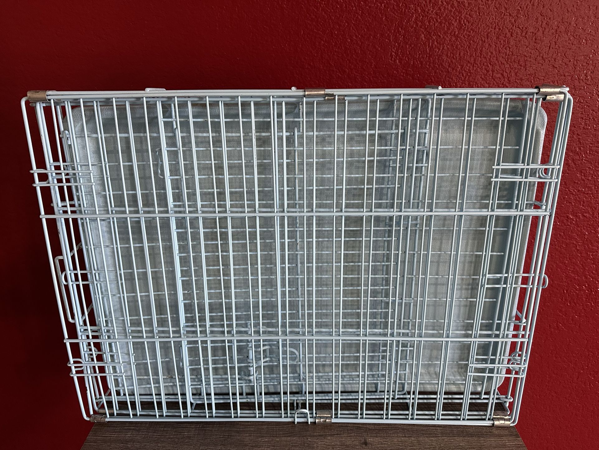Light Blue Dog Cage 18x26