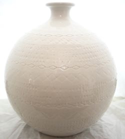 Mid-Century Italian Ceramiche Tadinate Cream Sgraffito 10" Ball Vase