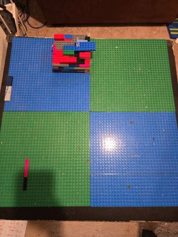 [FREE] lego building table