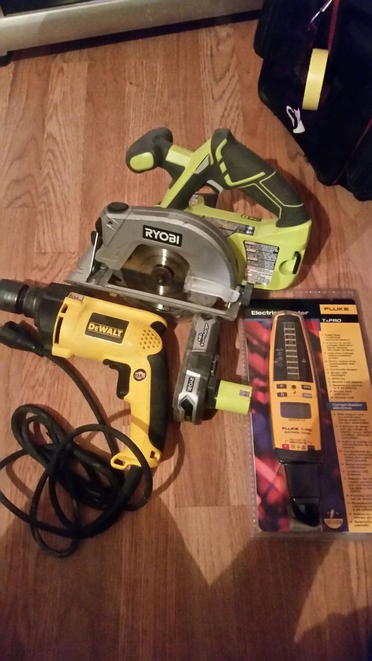 Package deal fluke meter brand new