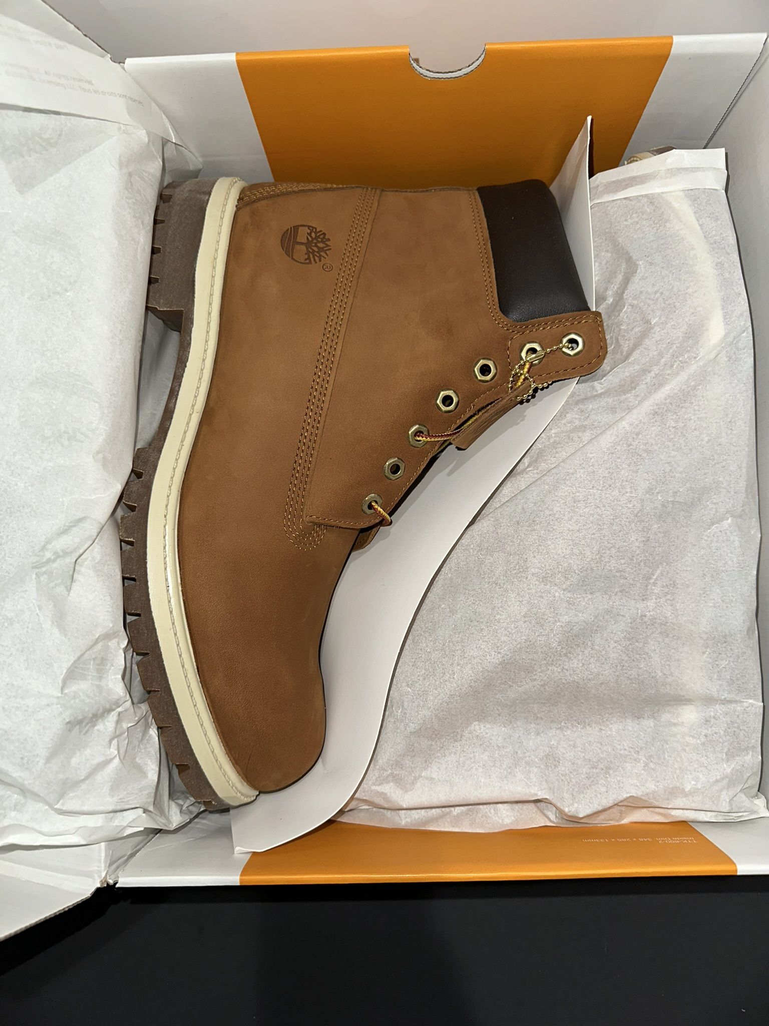 Timberland Premium 6 in Waterproof Boot Rust Nubuck size 12 mens 