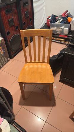 Wood chair