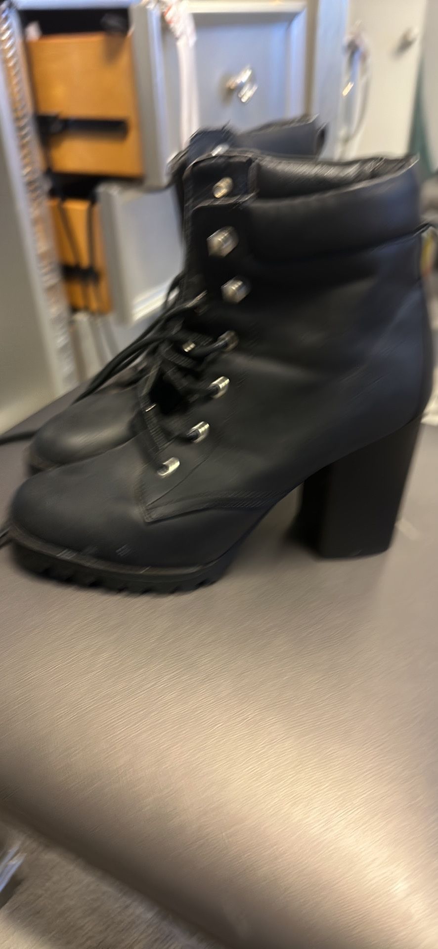 Women Boots 