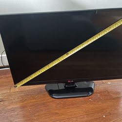 23.5” LG 24LB4510
