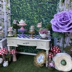 Tea Party - Alice In Wonderland - Decorations 