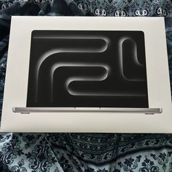 14-inch MacBook Pro with Apple M3 Pro Chip