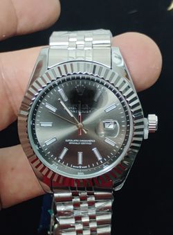 Men's dress watch