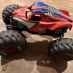 Monster Jam Marvel Mega Spider-Man Truck 