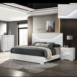 White Bedroom Furniture - Bed Dresser Mirror Nightstand