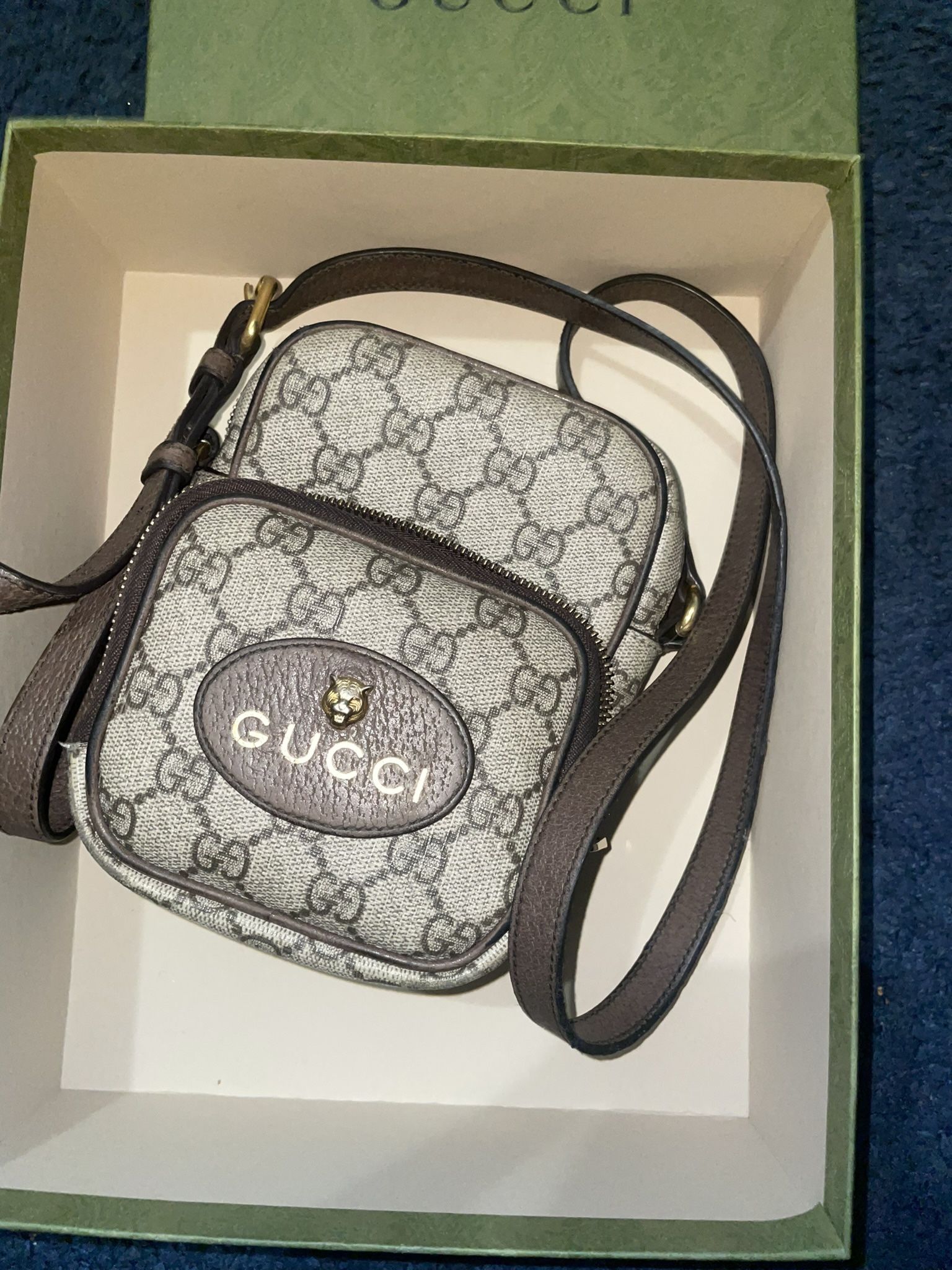 Gucci Messenger Bag