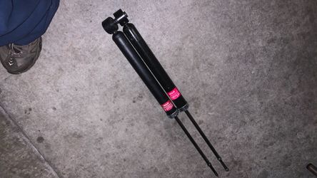 Toyota Yaris shocks