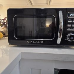 Retro Vintage Style Microwave Black And Silver