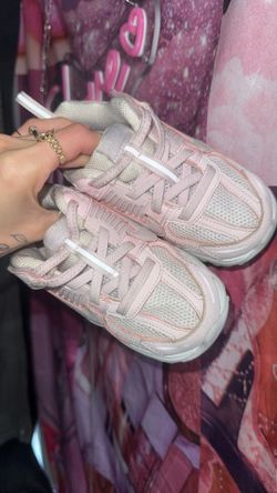 Toddler girl nikes