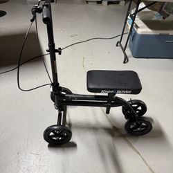 KneeRover Scooter Steerable Knee Walker