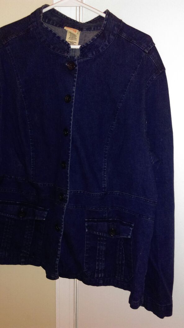 Ladies 22w/24w denim jacket
