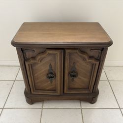 Free Wood Corner Table