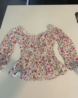 Pink & White Floral  Top
