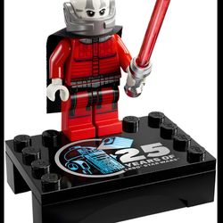 Lego Darth Malak and R2-D2 mini figure 25th anniversary edition