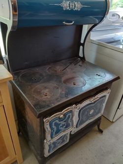 Vintage Kitchen Stove