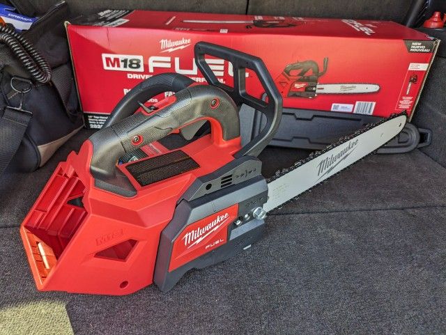 Milwaukee M18 Top Handle Chainsaw. (Tool Only)🪚