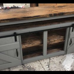 6ft Wood Entertainment center