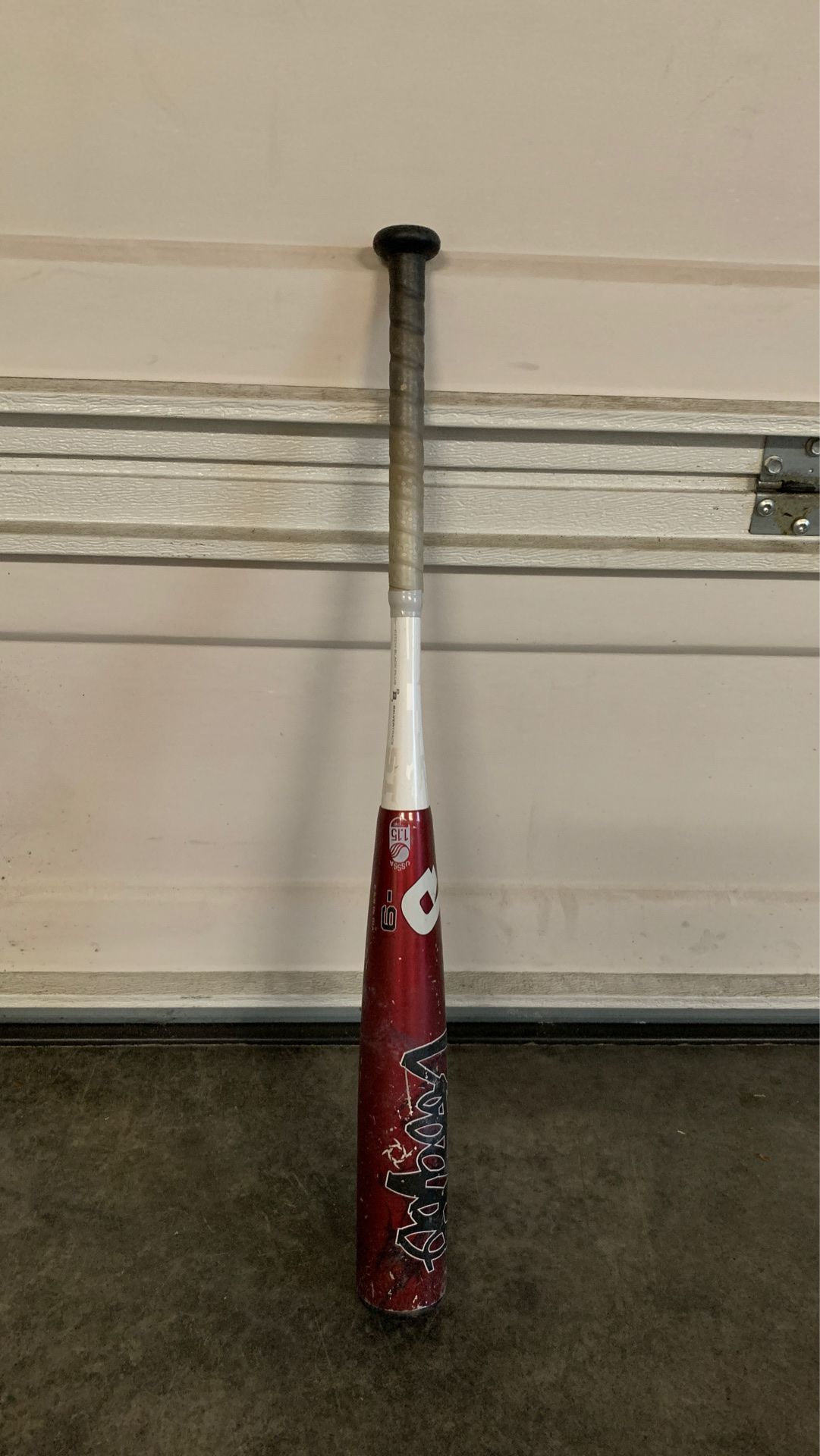 Demarini voodoo baseball bat 30/21 -9 bat