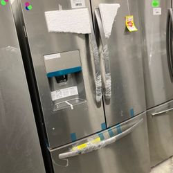 FRIGIDAIRE LFHBTF 26.8-cu ft French Door Refrigerator 4H