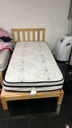 Twin mattress