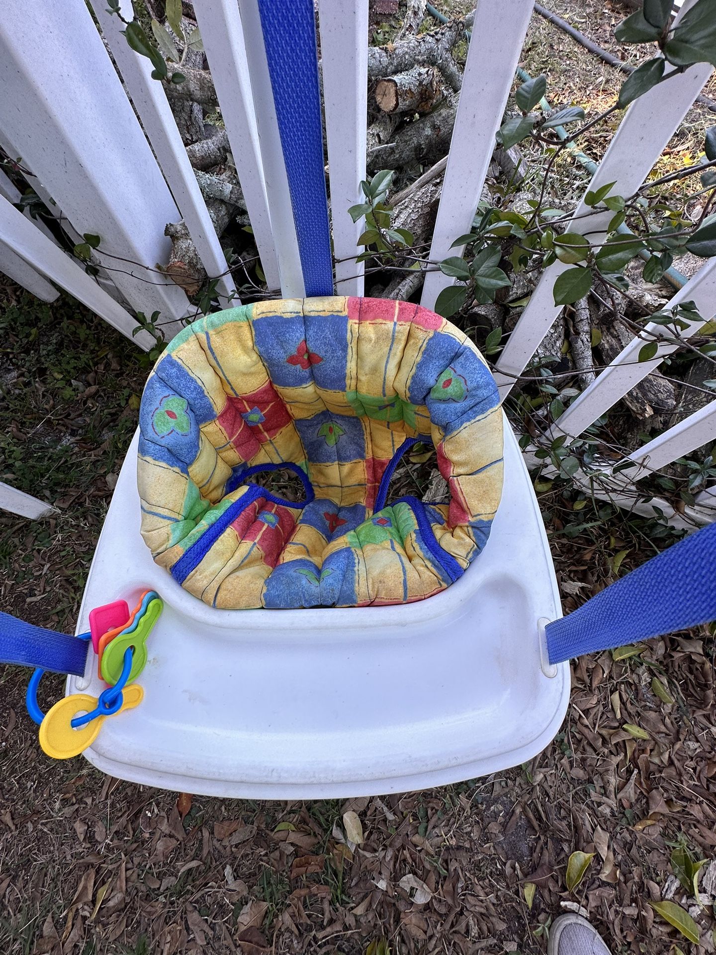 Graco Baby Jumper with Tray & Free Attachable Car Keys!