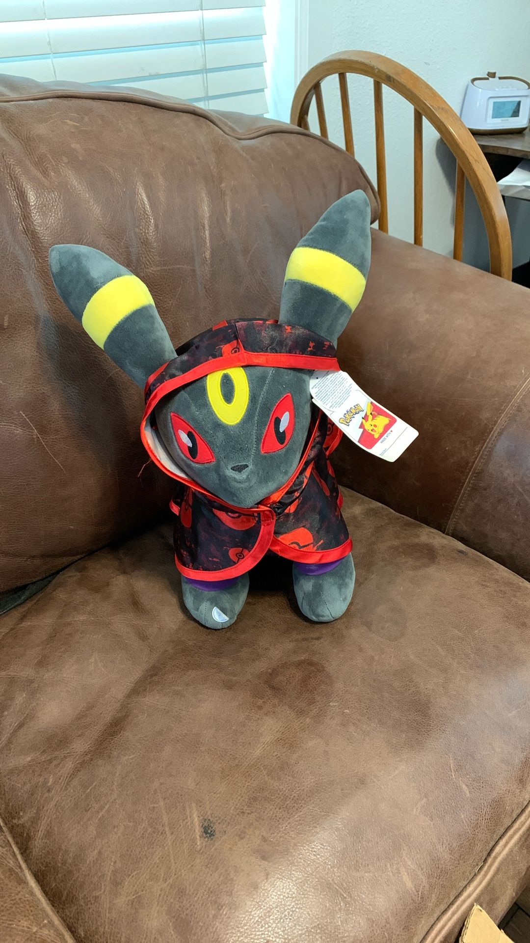 Build-A-Bear Pokémon Umbreon Dark-Type Black & Yellow matching Cape and working Sound Module 2023