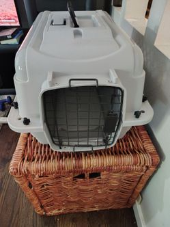 Pet carrier, cats , dogs , animals, kennel
